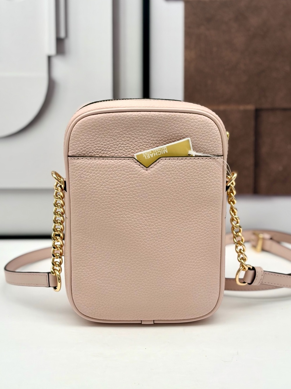 Michael Kors Jet Set Medium
Leather Crossbody Bag Powder Blush - Picture 5 of 9